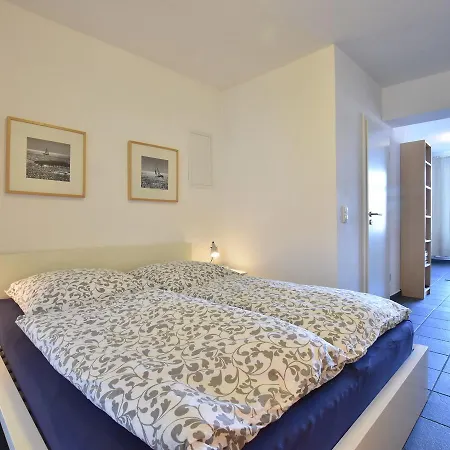 Modern With Garden In Apartment Wismar